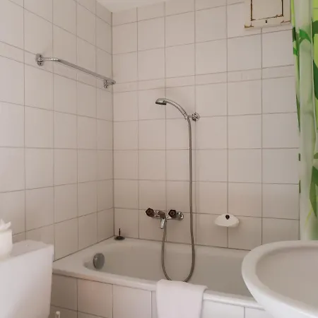 Christiania 2 C8 By Interhome Appartement